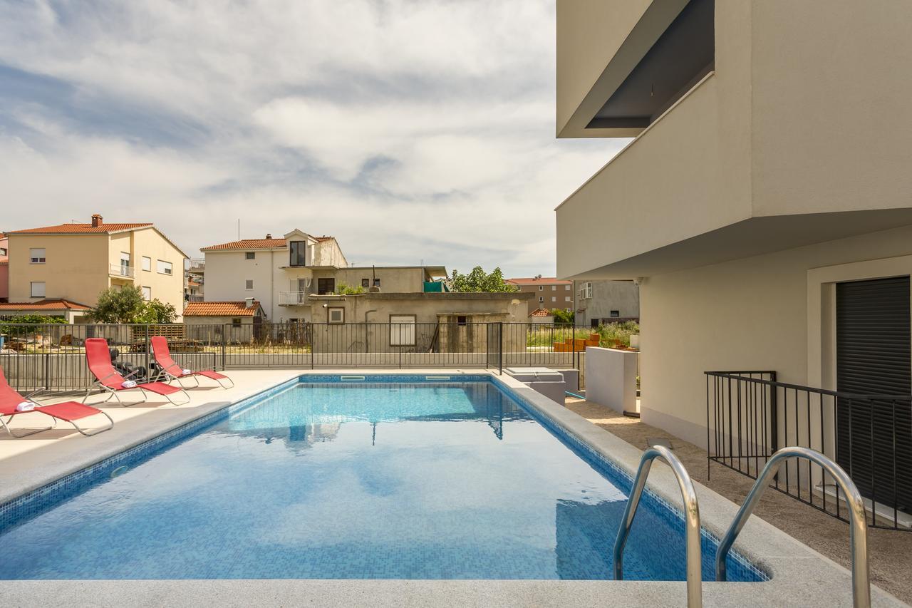 Luxury 3 Bed Apartment, Large Terrace, Pool, Close To Beach And Split! Podstrana Eksteriør billede